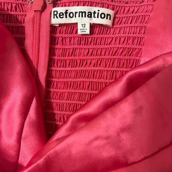 Reformation Marguerite Dress in Flambe, size 12 - Picture 6 of 6